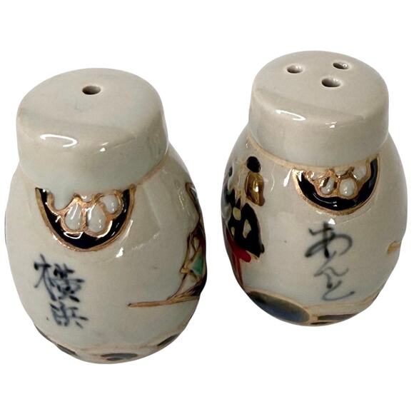 VTG Asian Ship Sailor SALT & PEPPER SHAKERS Nautical Cloissone Porcelain 2" Set - Picture 2 of 7